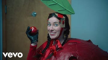 Bishop Briggs - Woman Is King (Official Music Video)