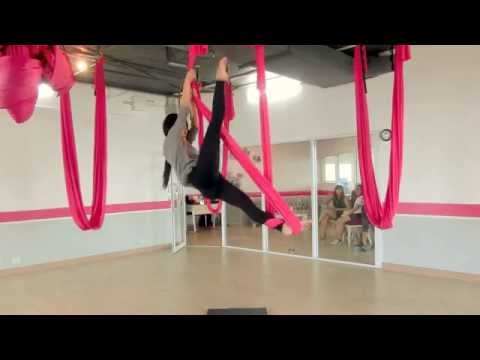 Yoga Fly โยคะฟลาย Star Pilates Bangkok studio