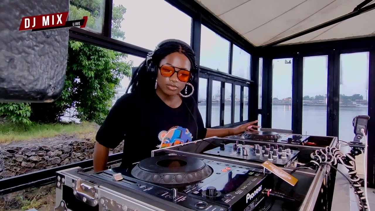 13 JANUARY 2023 Live Recorded Set by ROSETTA D33P on Dj Mix 1KZNTV