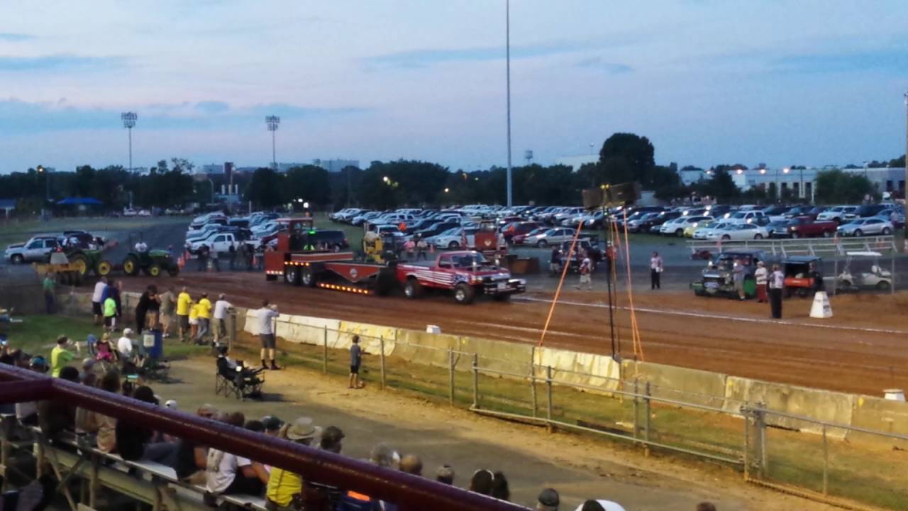 Winston Salem ntpa tractor pull 7/22/16 heavy 4wd 4x4 YouTube