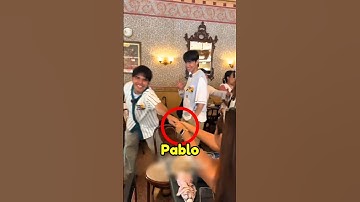 Cute Fan Request in HK Tour 🤝