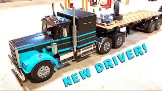 LOADING WARS: NOT an EASY GAMESHOW  NEW DRIVER, CODY!  Forklift Fights (S2 E16)