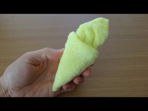 How to make a soft-serve ice cream with a wet towel　おしぼりソフトクリームの作り方