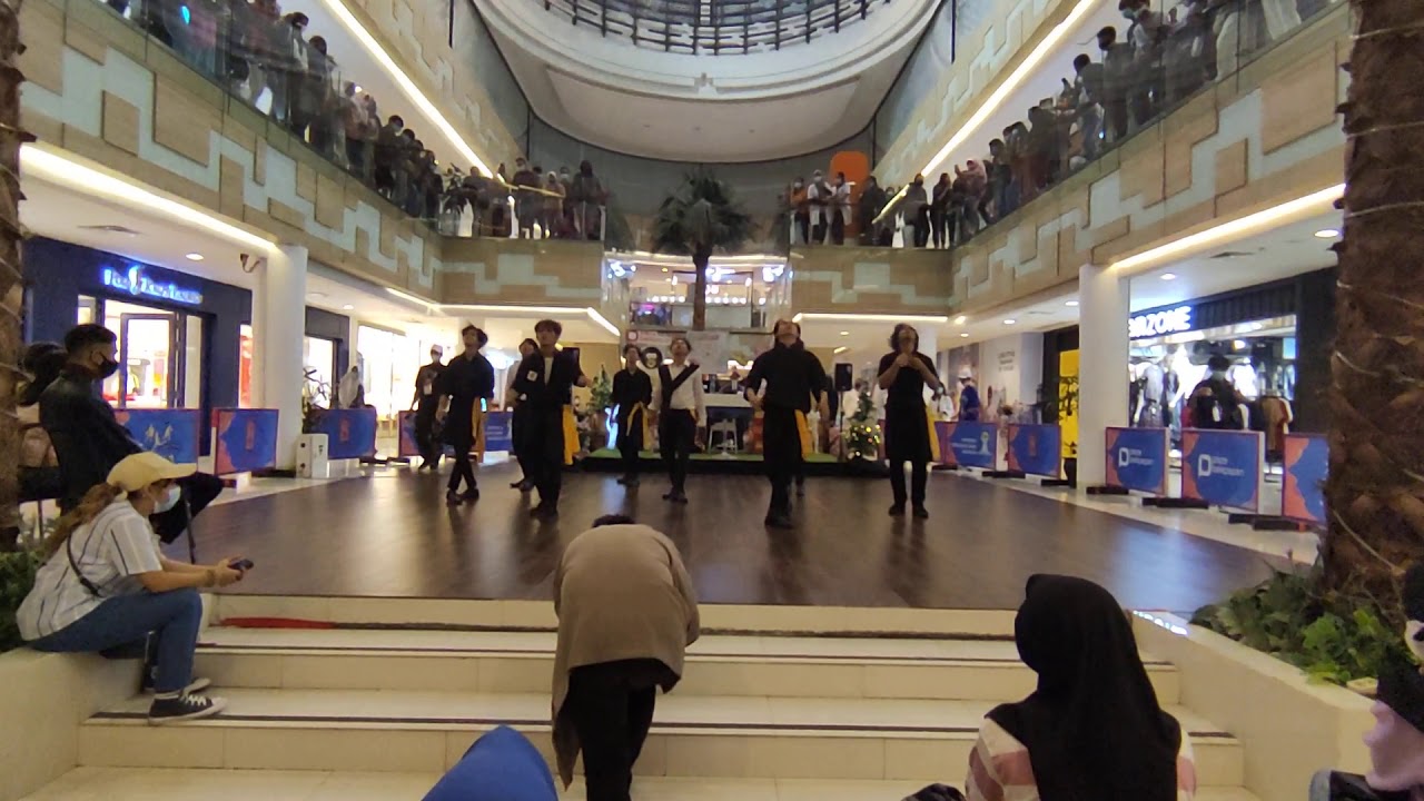 Stray Kids (스트레이키즈) - Intro + Victory Song + Gods menu Dance Cover by LUMINATIC From INDONESIA