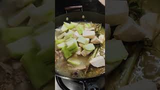 (Manok bisaya nga gi lat an) wa sa Tay yawyaw Ron 🤣#youtubeshorts  #nativechicken #pinoyfood #sabaw