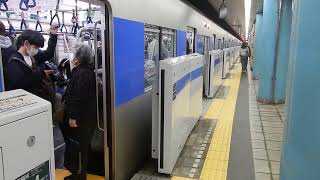 都営地下鉄三田線　御成門駅2番ホームに6500形各停が到着&発車