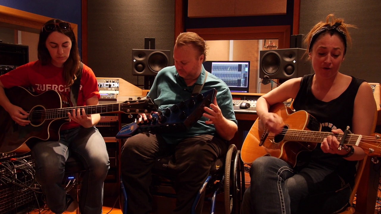 Amelia Airharts With Eric Sills On Zendrum - Stride Right - Live At Stone Soup Studios