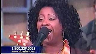 THE DAYSTAR SINGERS - YOU CAN BEGIN AGAIN / THE BEST IS YET TO COME chords