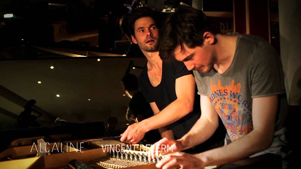 Watch Alcaline, l'Instant avec Vincent Delerm on YouTube Watch Alcaline, l'Instant avec Vincent Delerm on YouTube