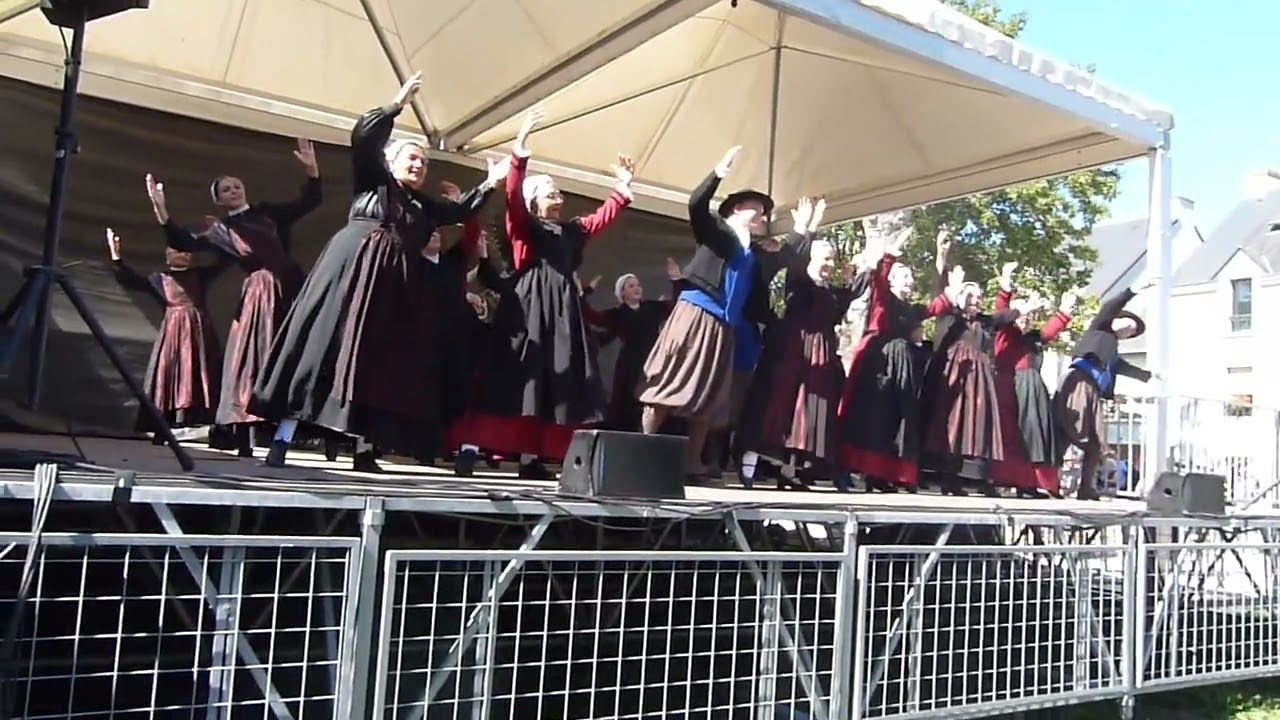 SUITE 2025 COLLECTIF MALVILLE-GUERANDE