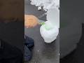 雪の水分の吸収性を実際に確認することができて感動した
