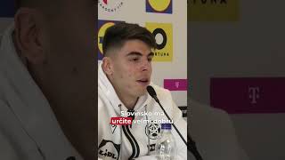 Denis Vavro a Adam Obert pred zápasom proti Slovinsku, ktorý odohrajú už vo štvrtok večer.