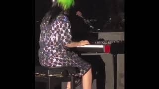 Billie Eilish plays piano || LIVE (Hard) || HD