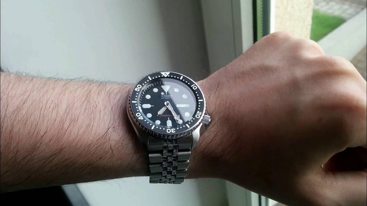 Seiko skx007 with jubilee bracelet on the wrist - YouTube