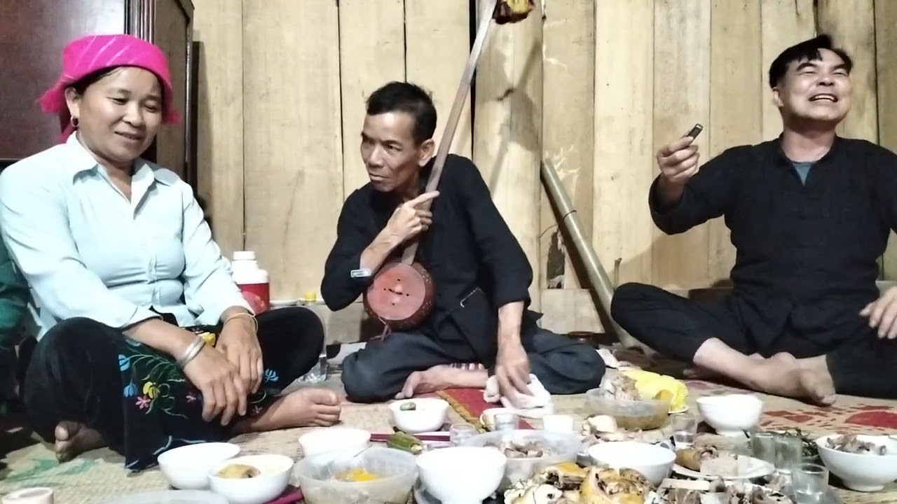 hát nôm khắp đỉn báo xao khắp bâm lảu khắp tay phong dụ thượng hay nhất văn yên