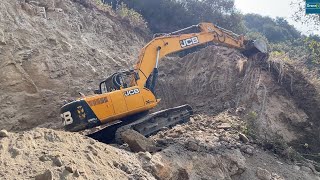 Mountain Road Construction with JCB ExcavatorCutting Hill Side