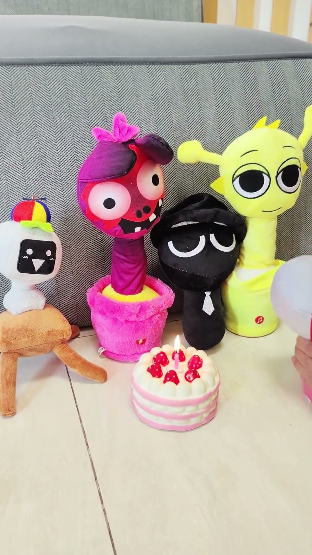 Pinki Sprunki birthday party go wrong