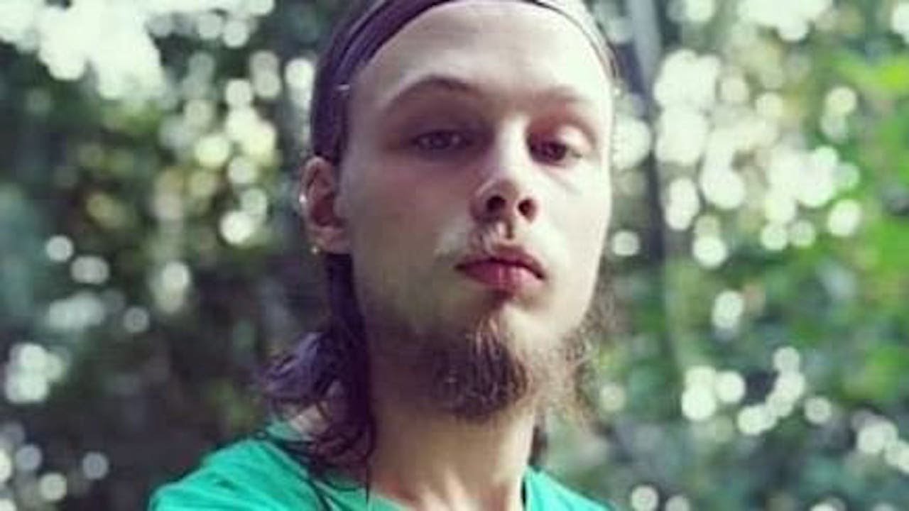 Мне 25. Я не видел человека 9 лет. -Ян Зон ван Дорстен