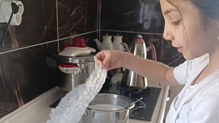 İFTARA MİSAFİRLERİMİZ VAR VE BEN GÜLLAÇ YAPTIM ÇOK GÜZEL OLDU @turna_kuusu