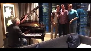 Video voorbeeld van "Roger Federer Sings @ Hard to Say I'm Sorry with Tennis Players Grigor Dimitrov & Tommy Haas"