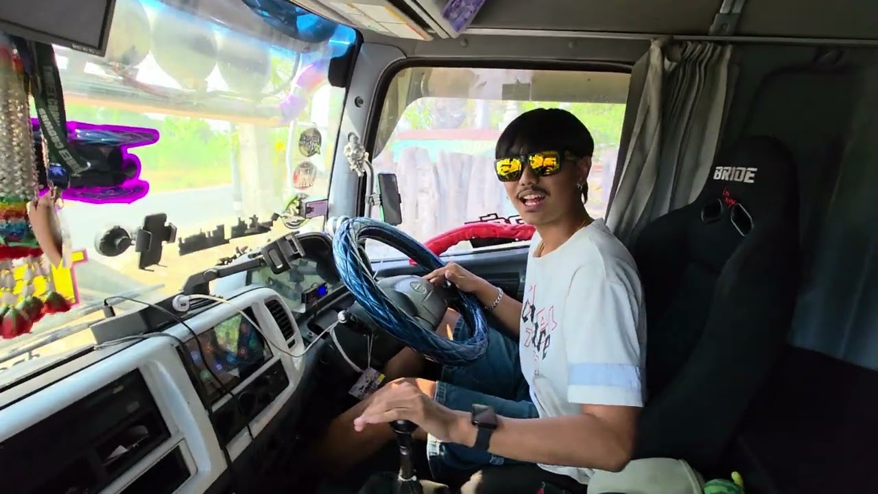 ย๊ะเสี่ยpบอกจะซื้อเจ้านมเย็น