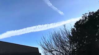 Interesting sky this afternoon? What exactly is this? by Bob Odum 21 views 6 months ago 1 minute, 54 seconds