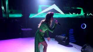 Adriana - Live Vocal Show (Performing live at &quot;The Artist&quot; Club)