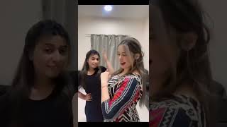 Sofi Gujratan With Friend New Video Dance Amazing Performance