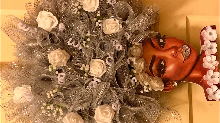 DIY Front Face Diva Wreath