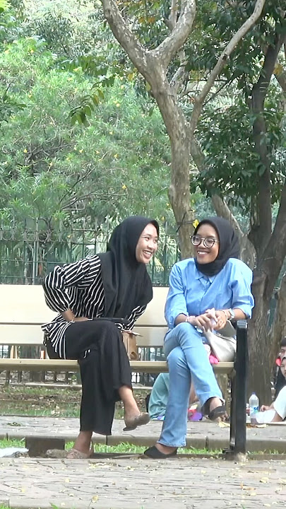 kaburrr hahahaa aku dikira pengemis #prankpengemis #pranknemuduit
