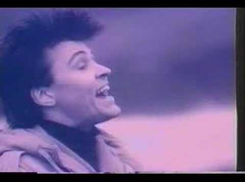 Paul Young - Come Back And Stay (The Seaside Video)