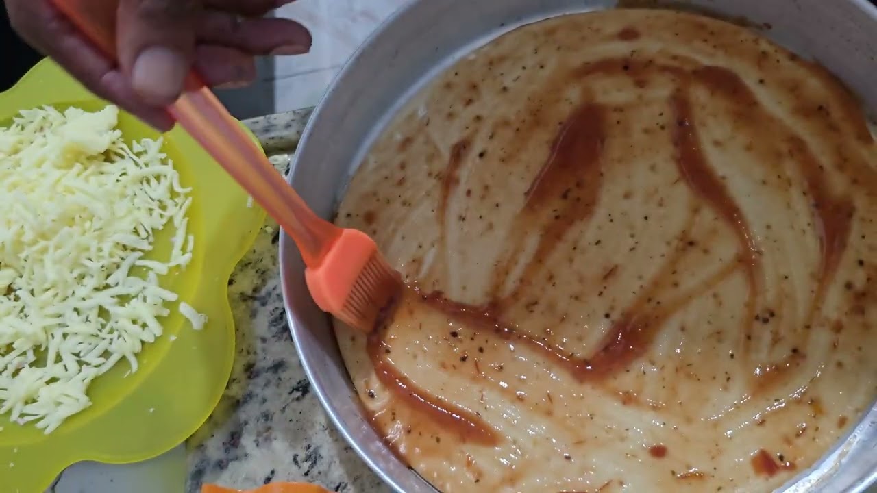 NOSSA MERENDA DE HOJE PIZZAS BEM RECHEADA COM  PONTAS DE FRIOS 