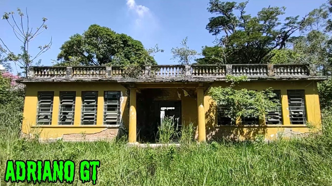 MUITOS DESENHOS PROIBIDOS NESTE LUGAR MACABRO ABANDONADO