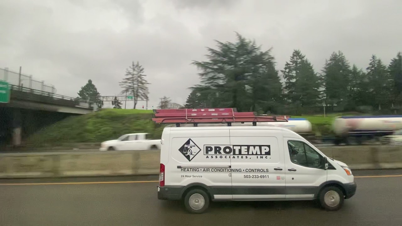 Amtrak bus instead of Coast Starlight from Seattle/Enters Vancouver/Portland, Oregon/Jan. 6, 2022