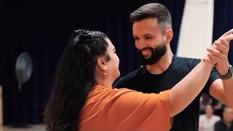 Gui and Elena - Brazilian Zouk Demo - District Zouk