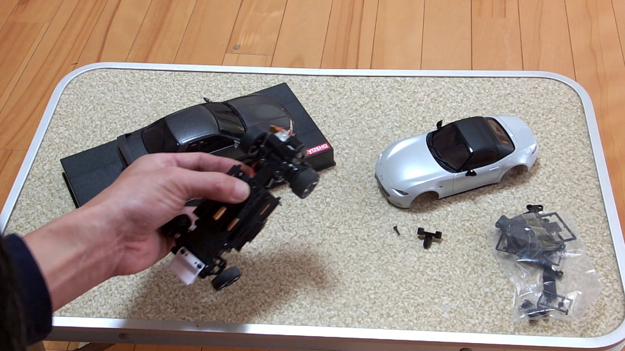 MINI-Z】古いミニッツ純正ボディ アルファードを紹介します