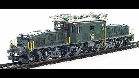 Märklin SBB CFF FFS Be 6/8 III "Crocodile" Locomotive pulling a Really Long Freight Train (38 cars)