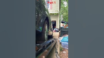 Van loads itself onto rollback flatbed towtruck#shorts#viral#youtubeshorts#wrecker#fail#repo#ytshort