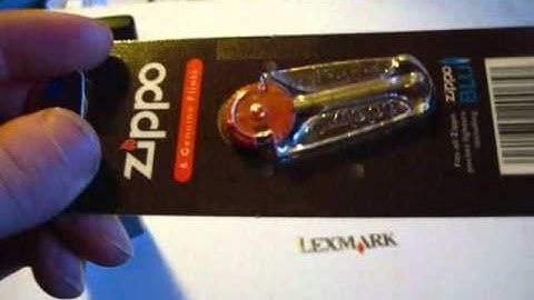 Zippo : Changing the flint