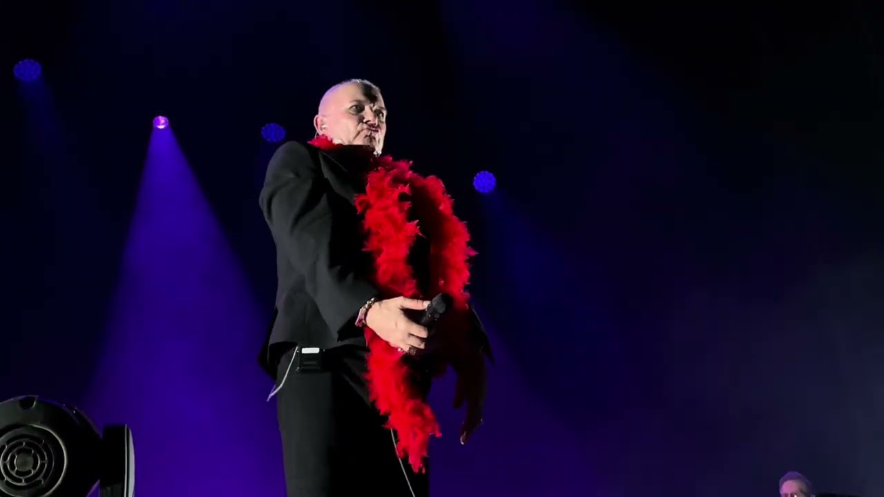 Gavin Friday - Amsterdam -- DOLLS -- Carre Theater - 24 february 2026