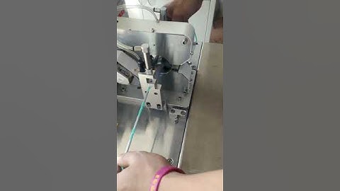 Cable wrap labeling machine