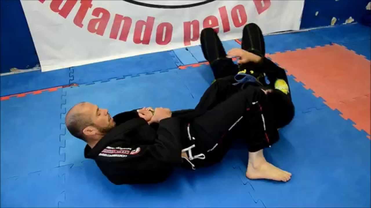 Professor dos Miyao, Cícero Costa ensina seus truques da De La Riva