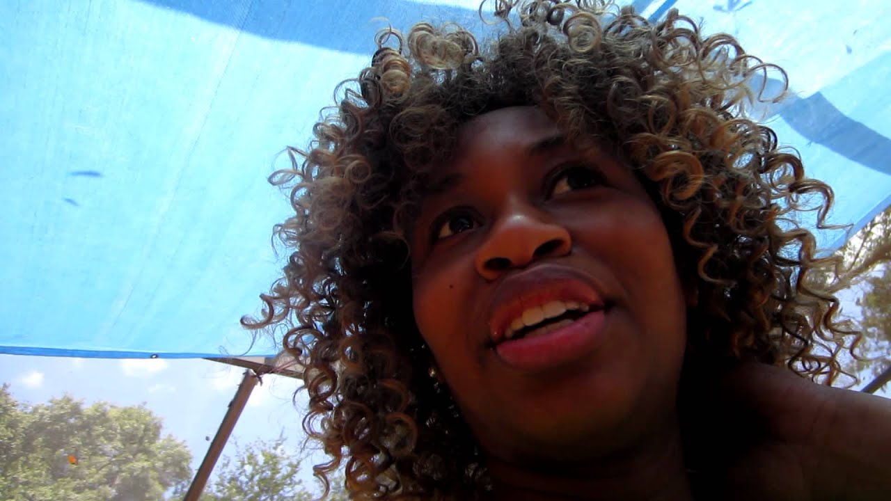 MY MOTHER don't throw away NOTHING! ... GloZell Green