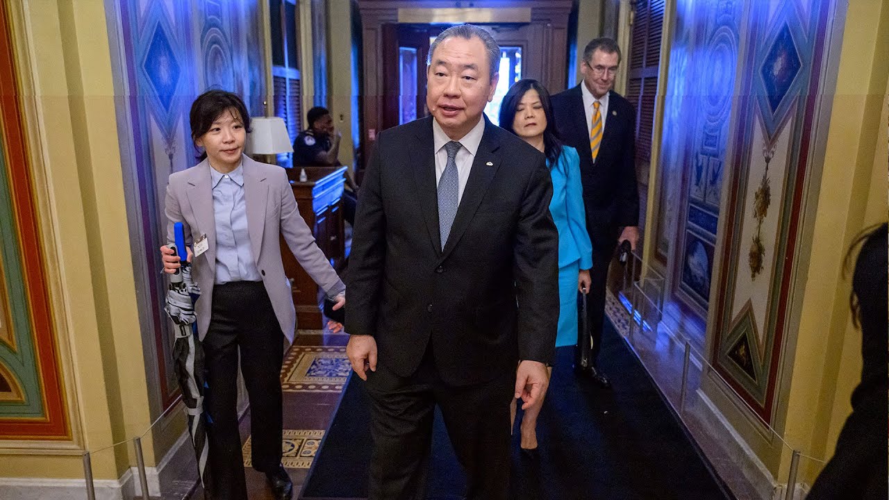 Trump Weighs Taiwan Arms Deal and Direct Talk with President Lai