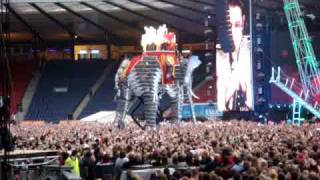 Take That, Hampden Park, Glasgow 19/06/2009- Amazing elephant!