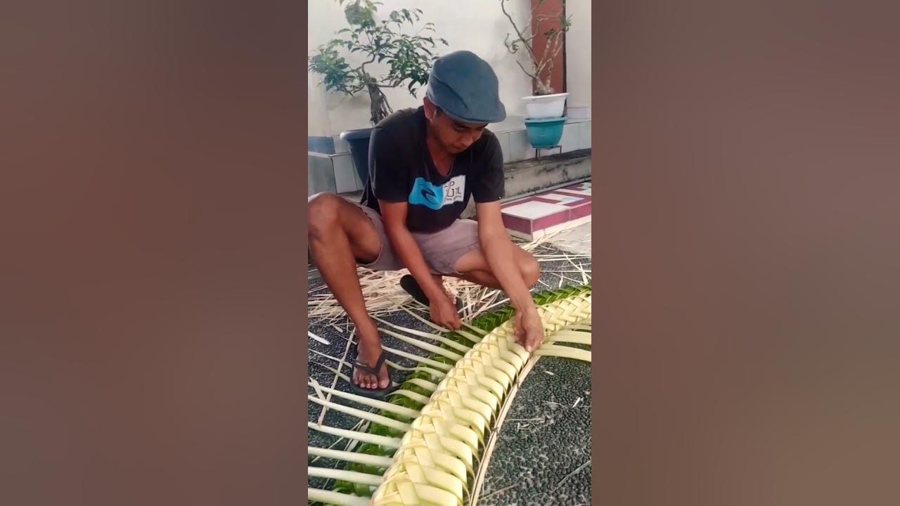 Membuat Hiasan Janur Untuk Acara Pernikahan || Kreasi Seni Dan Budaya Bali Membuat Hiasan Janur Untuk Acara Pernikahan || Kreasi Seni Dan Budaya Bali