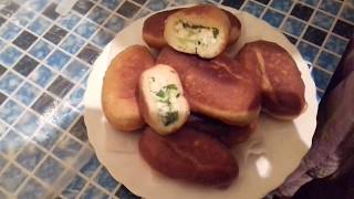 Жареные пирожки с луком и яйцом Жареные пирожки с луком и яйцом