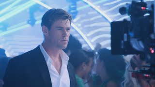 Men in Black: International: On Set With Chris Hemsworth and Tessa Thompson (Exclusive)