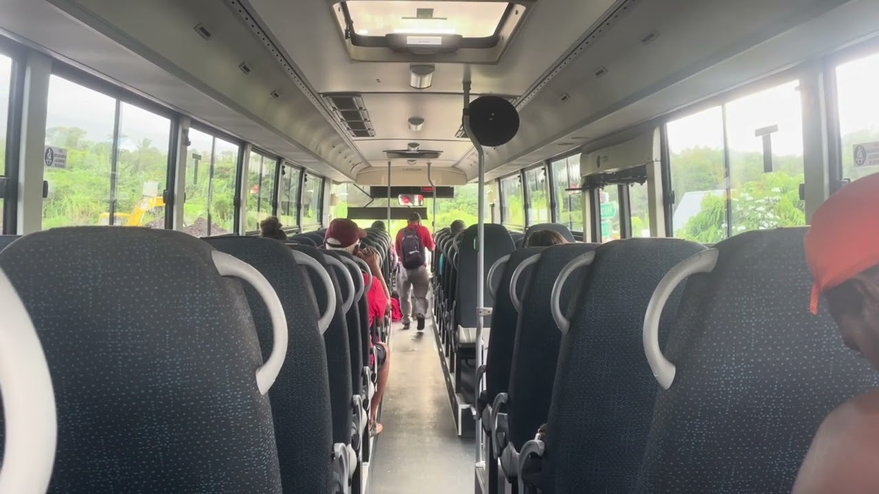 À bord du Temsa LD 12 SB Plus €6 du Réseau Estival (Moutoussamy & Fils)