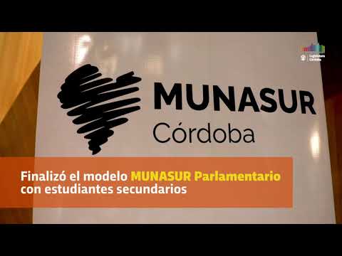 Finalizó el modelo MUNASUR Parlamentario con estudiantes secundarios Finalizó el modelo MUNASUR Parlamentario con estudiantes secundarios